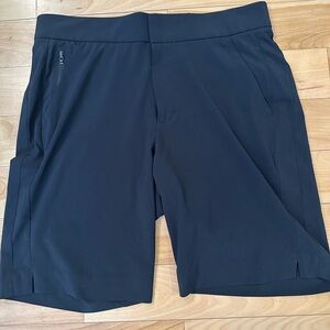 Black Athleta Bermuda Shorts women's size 4